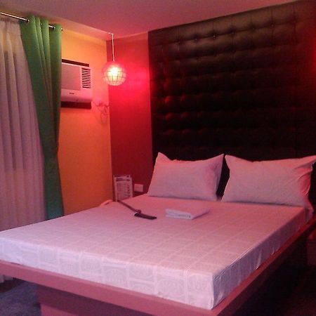Icon Hotel Manila Ruang foto