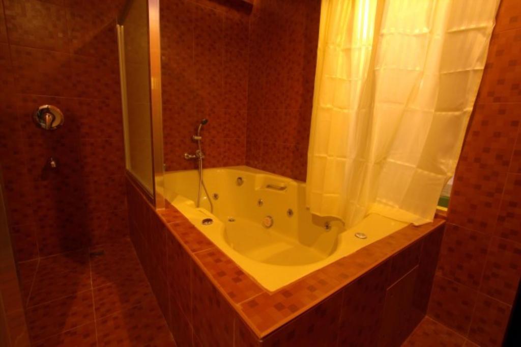 Icon Hotel Manila Ruang foto