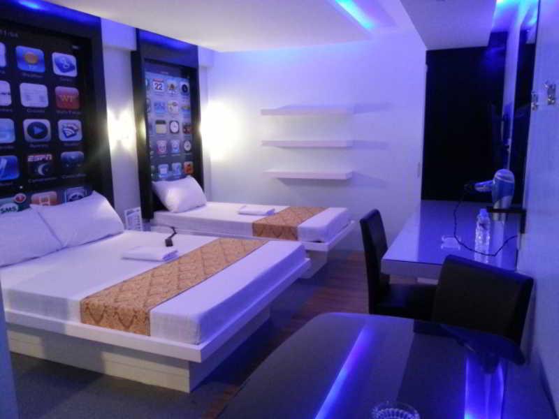 Icon Hotel Manila Bagian luar foto